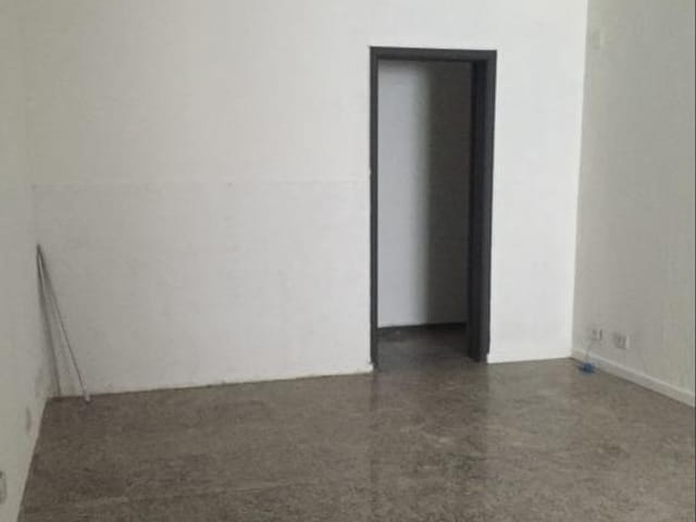 Prédio com 100m², à venda, no bairro Centro Comercial em Barueri