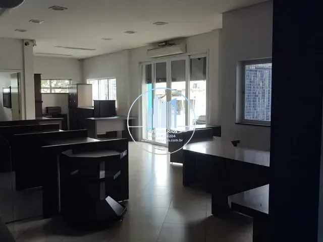 Prédio com 326m², para alugar, no bairro Centro em Pouso Alegre