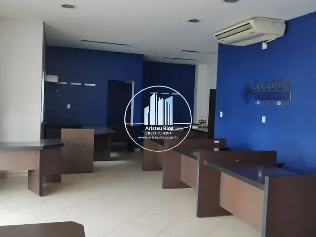 Prédio com 326m², para alugar, no bairro Centro em Pouso Alegre
