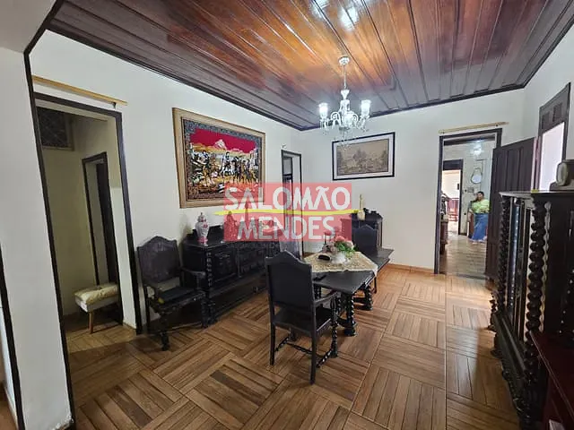 Prédio à venda, no bairro Marco em Belém