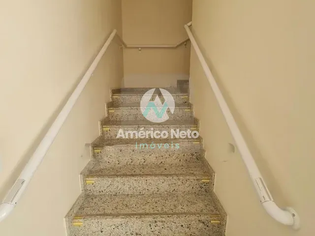 Prédio com 860m², para alugar, no bairro Campestre em Santo André