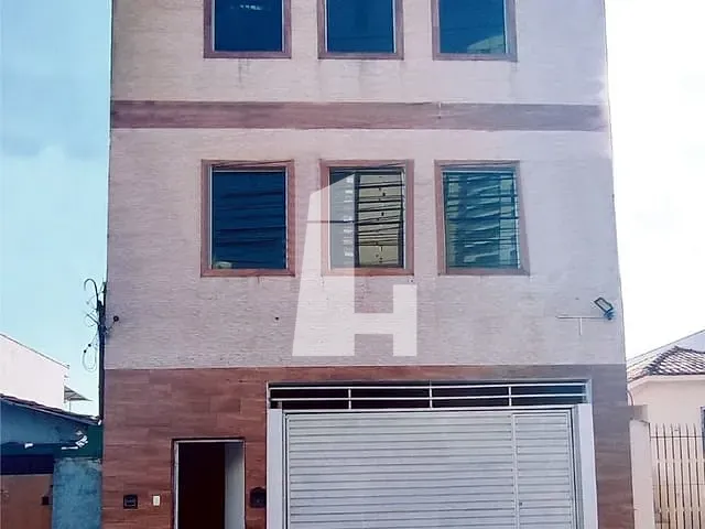 Prédio com 210m², à venda, no bairro Vila Leonor em Guarulhos