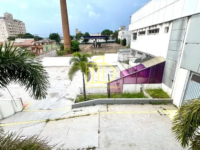 Prédio com 2100m², à venda, no bairro Ponte de São João em Jundiaí