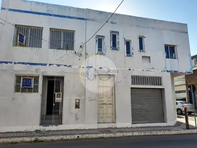 Prédio com 180m², para alugar, no bairro Centro em Pelotas