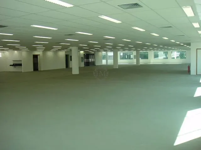 Prédio com 5580m², à venda, no bairro São Cristóvão em Rio de Janeiro