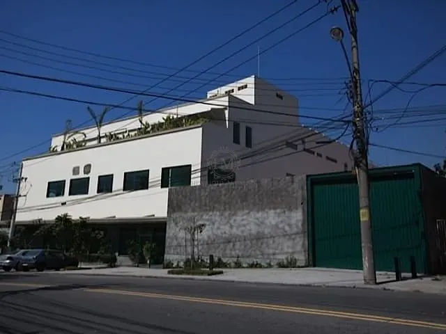 Prédio com 5580m², à venda, no bairro São Cristóvão em Rio de Janeiro