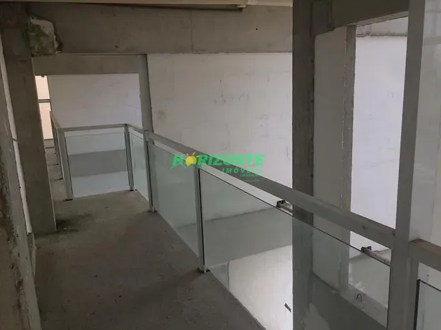 Prédio com 320m², para alugar, no bairro Urbanova em São José dos Campos