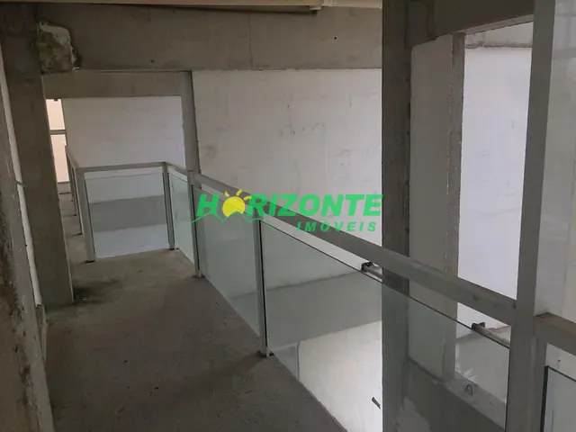 Prédio com 320m², para alugar, no bairro Urbanova em São José dos Campos