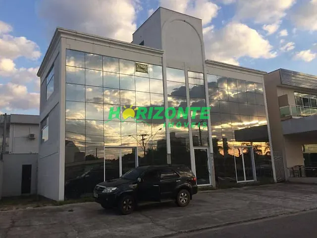 Prédio com 320m², para alugar, no bairro Urbanova em São José dos Campos