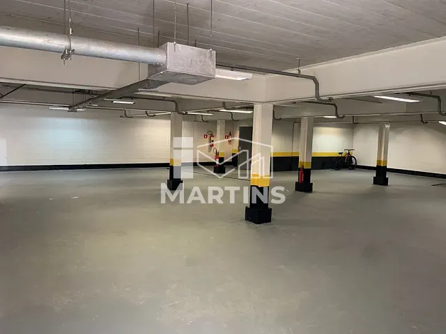 Prédio à venda ou para alugar, no bairro Pirajussara em São Paulo
