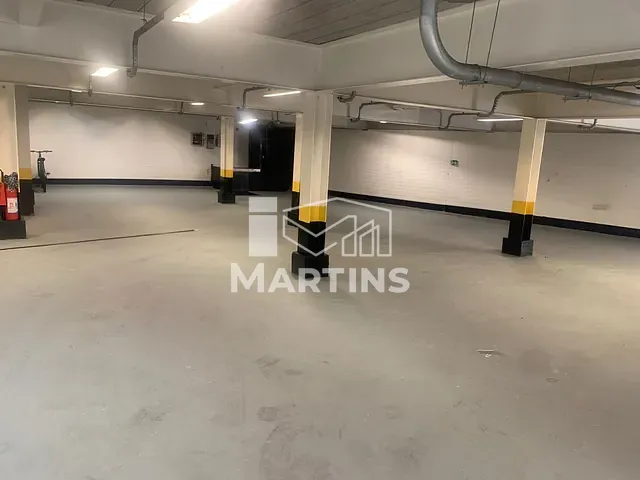 Prédio à venda ou para alugar, no bairro Pirajussara em São Paulo