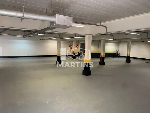 Prédio à venda ou para alugar, no bairro Pirajussara em São Paulo