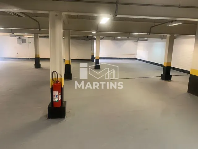 Prédio à venda ou para alugar, no bairro Pirajussara em São Paulo