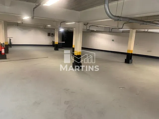 Prédio à venda ou para alugar, no bairro Pirajussara em São Paulo