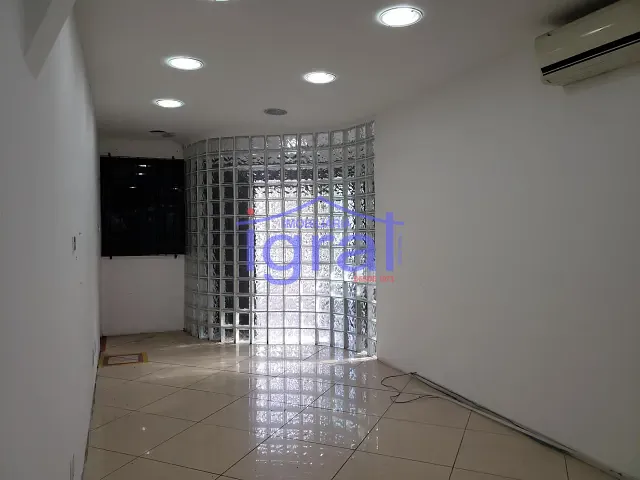 Prédio com 380m², à venda, no bairro Cidade Vargas em São Paulo