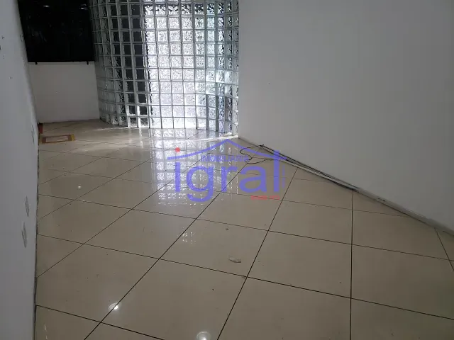 Prédio com 380m², à venda, no bairro Cidade Vargas em São Paulo