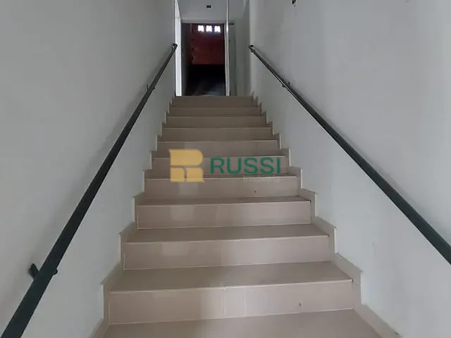 Prédio com 250m², à venda, no bairro Putim em São José dos Campos