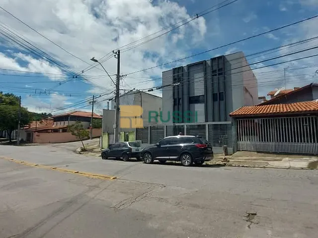 Prédio com 250m², à venda, no bairro Putim em São José dos Campos