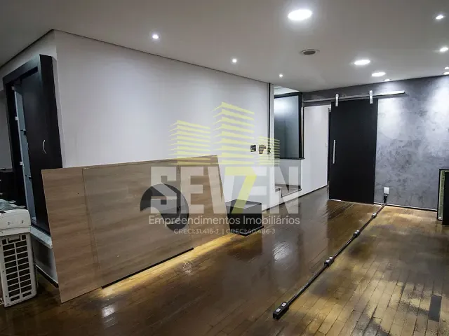Prédio com 484m², à venda ou para alugar, no bairro Jardim Aeroporto em Bauru