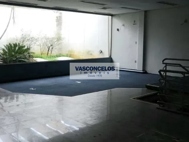 Prédio com 400m², à venda ou para alugar, no bairro Vila Jaboticabeira em Taubaté