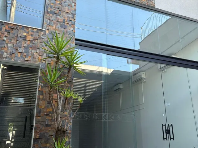 Prédio com 400m², para alugar, no bairro Campestre em Santo André
