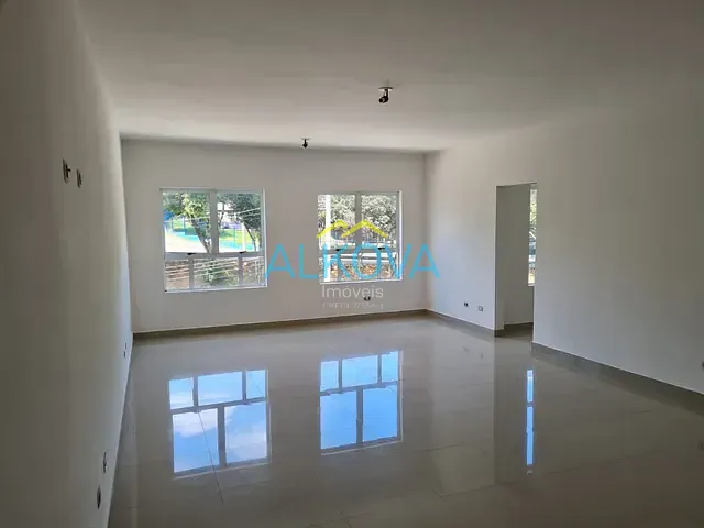 Prédio com 4500m², à venda ou para alugar, no bairro Jardim Satélite em São José dos Campos