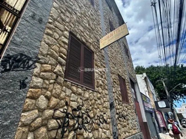 Prédio com 229m², à venda, no bairro Centro em Campos dos Goytacazes