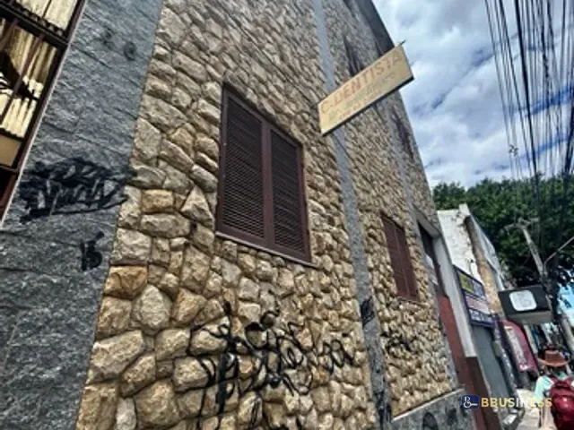 Prédio com 229m², à venda, no bairro Centro em Campos dos Goytacazes