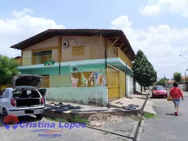 Prédio à venda, no bairro Centro em Teresina