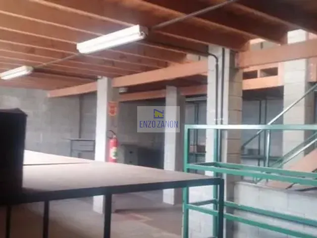 Prédio com 500m², para alugar, no bairro Jardim São Francisco em São Bernardo do Campo