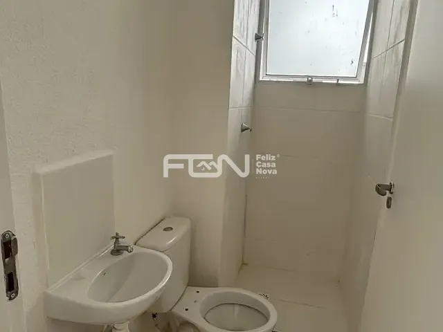 Prédio com 77m², à venda, no bairro Boa União (Abrantes) em Camaçari