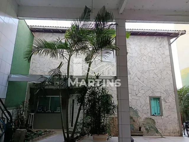 Prédio com 375m², à venda, no bairro Pirajussara em São Paulo