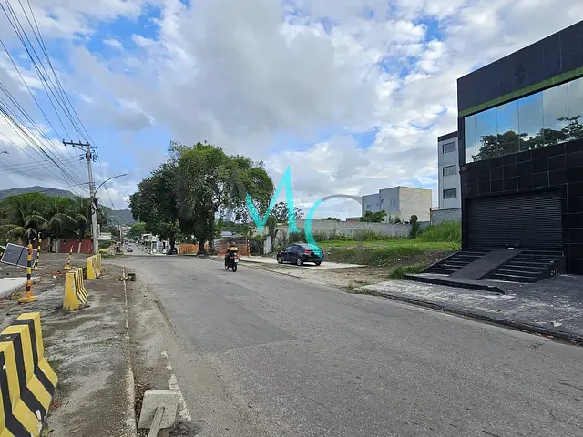 Prédio com 550m², para alugar, no bairro Santíssimo em Rio de Janeiro