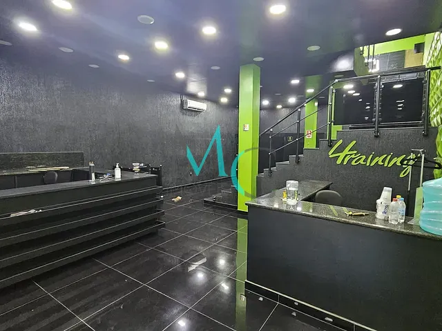 Prédio com 550m², para alugar, no bairro Santíssimo em Rio de Janeiro