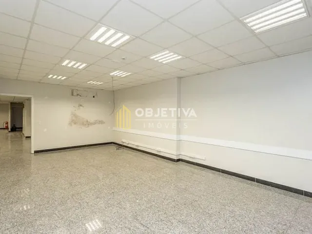 Prédio para alugar, no bairro Centro Histórico em Porto Alegre