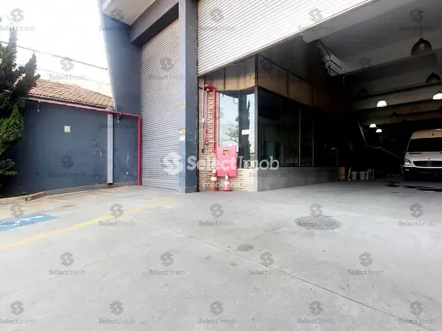 Prédio com 1000m², para alugar, no bairro Matriz em Mauá