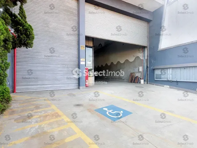 Prédio com 1000m², para alugar, no bairro Matriz em Mauá