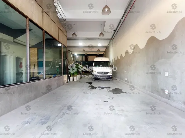 Prédio com 1000m², para alugar, no bairro Matriz em Mauá