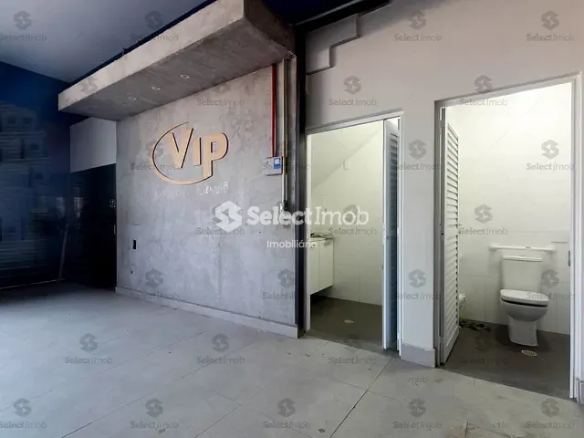 Prédio com 1000m², para alugar, no bairro Matriz em Mauá