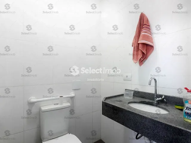 Prédio com 1000m², para alugar, no bairro Matriz em Mauá
