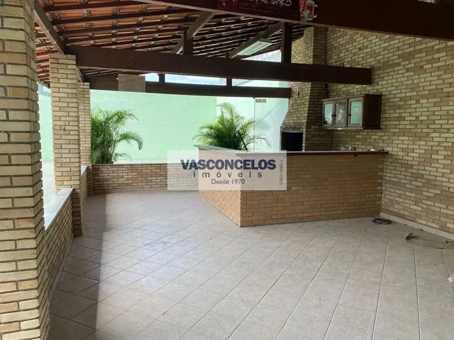 Prédio com 580m² 5 quartos e 6 banheiros, à venda, no bairro Jardim Castanheira em São José Dos Campos