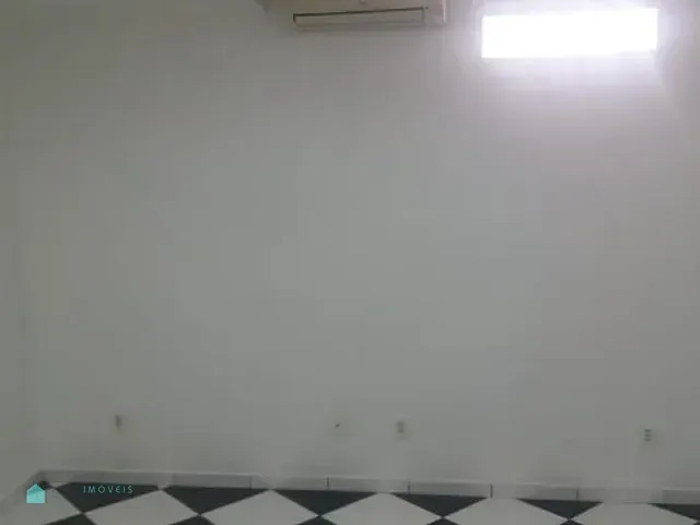 Prédio com 70m², para alugar, no bairro Vila Santa Delfina em São Paulo