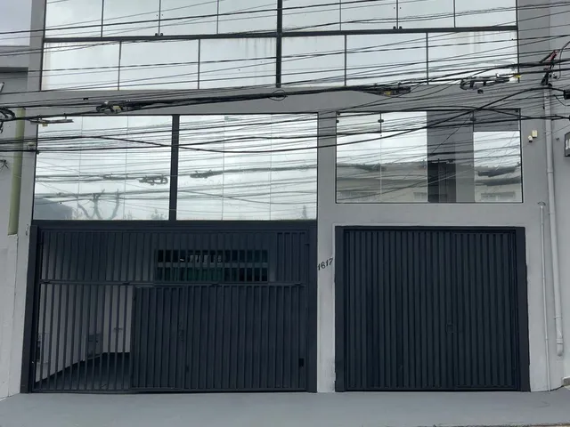 Prédio com 574m², para alugar, no bairro Parque Capuava em Santo André