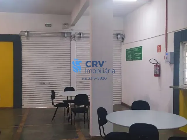 Prédio com 1262m², para alugar, no bairro Centro em Londrina