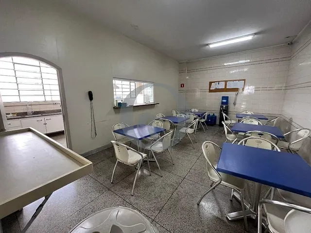 Prédio com 4110m², à venda ou para alugar, no bairro Vila Formosa em São Paulo