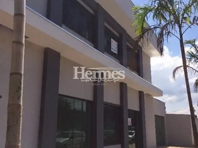 Prédio com 300m², à venda, no bairro Santa Cecília em Paulínia