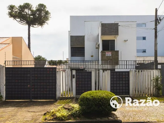 Prédio para alugar, no bairro Mercês em Curitiba