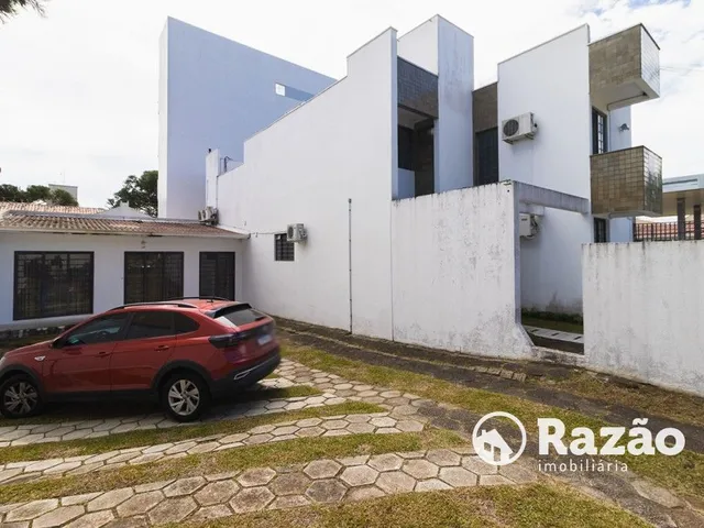 Prédio para alugar, no bairro Mercês em Curitiba