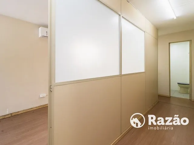 Prédio para alugar, no bairro Mercês em Curitiba