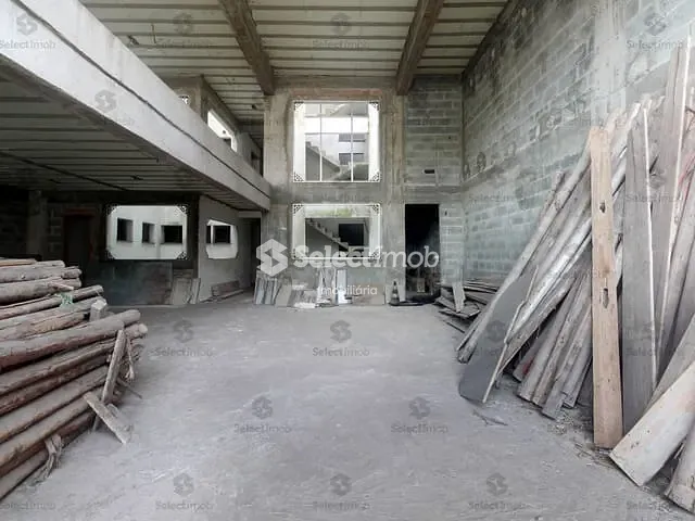 Prédio com 1700m², para alugar, no bairro Vila Bocaina em Mauá